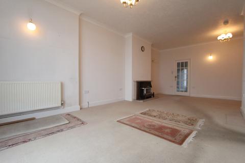 2 bedroom flat for sale, The Marina, Deal, CT14