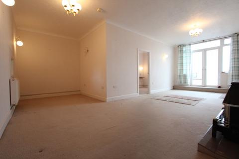 2 bedroom flat for sale, The Marina, Deal, CT14