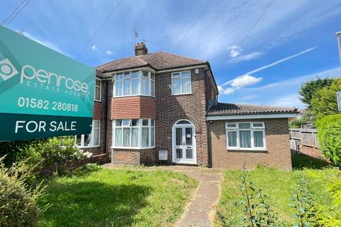 15 Barnfield Avenue, Luton, LU2 7AS