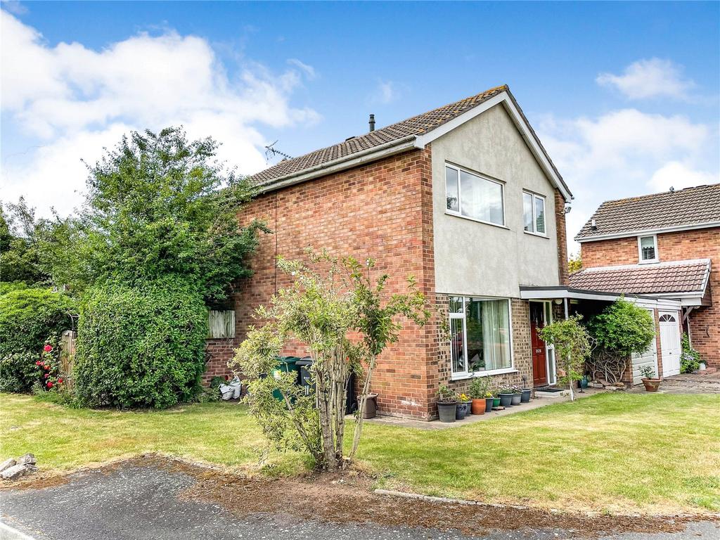 Greenway, Farndon, Chester, Cheshire, CH3 3 bed link detached house for
