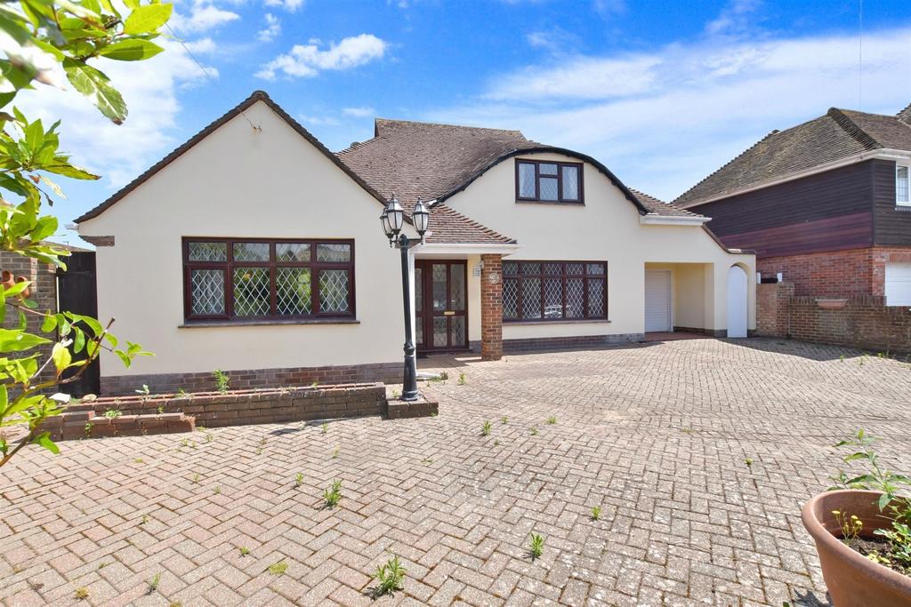 Summerley Lane, Bognor Regis, West Sussex 4 bed detached house for sale