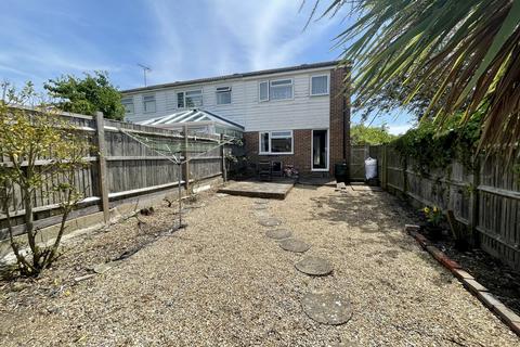 11 Bramble Close, Eastbourne, BN23 8DD