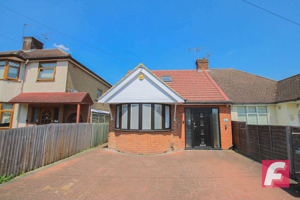 Douglas Avenue, Watford 2 bed semidetached bungalow for sale £625,000