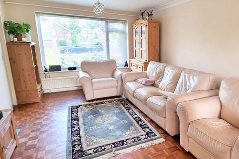 3 bedroom detached house for sale - Savill Road, Lindfield, RH16
