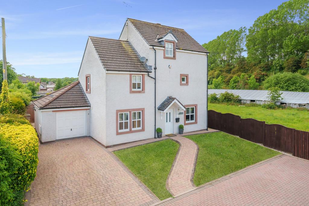 4 Highbank Court, Eamont Bridge, Penrith, Cumbria, CA10 2DY 4 bed detached house for sale £400,000