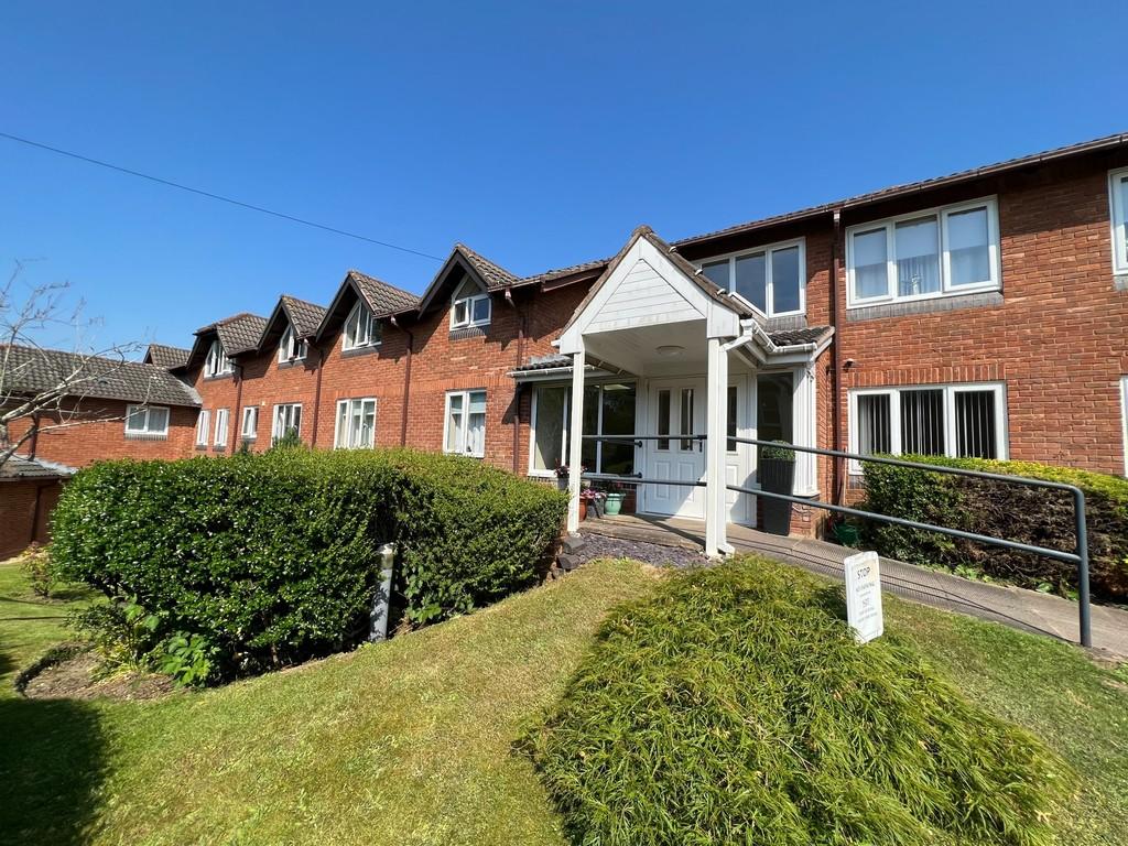 Priory Court, Shelly Crescent, Monkspath 1 bed ground floor flat for sale £69,950