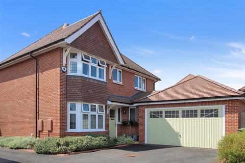 4 bedroom detached house for sale, Kyte Close, Warminster