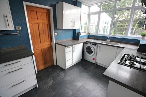 3 bedroom semi-detached house for sale - Ashbourne Road, Wigston, Leicester