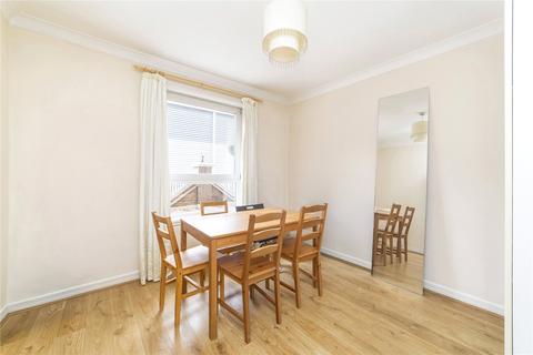 2 bedroom flat to rent, Hera Court, Homer Drive, London