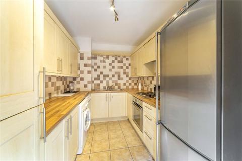 2 bedroom flat to rent, Hera Court, Homer Drive, London