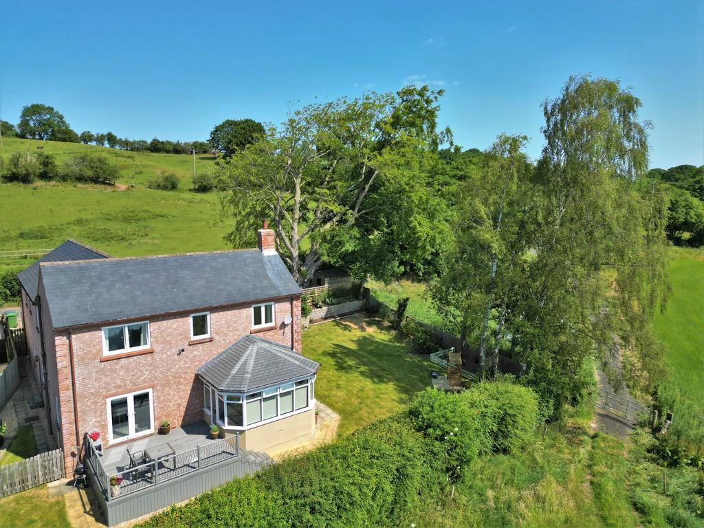 Irthington 5 bed detached house for sale £475,000