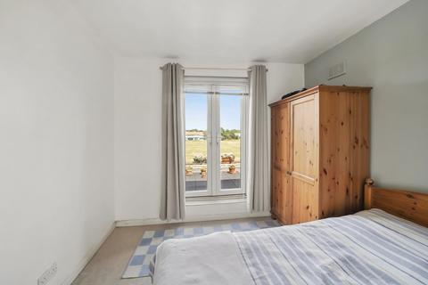 29 Rutland Walk, London, SE6 4LG