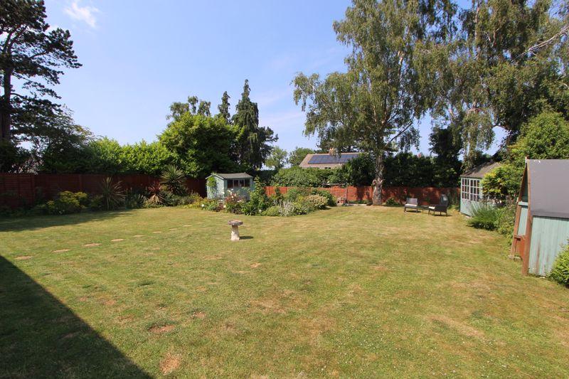 Wentworth Avenue, Upper Colwyn Bay 3 bed detached bungalow for sale £