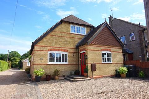 3 bedroom detached house for sale, Woodmansterne