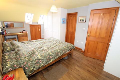 43 Woodmansterne Street, Banstead, SM7 3NQ