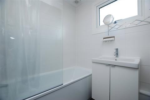 207 Park Barn Drive, Guildford, GU2 8EX