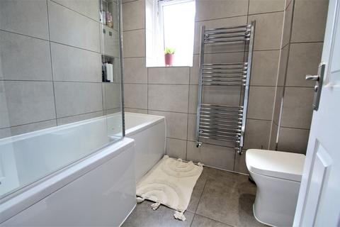 6 Dapifer Drive, Sandy, SG19 1QJ