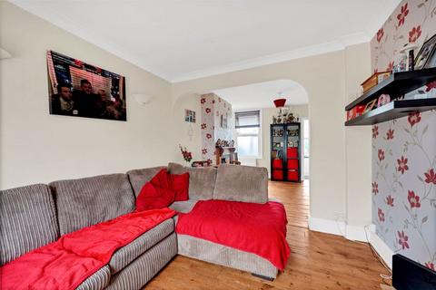 11 Canon Road, Bromley, BR1 2SJ