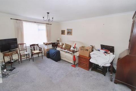 1 bedroom retirement property for sale, Oakengrove Road, Hazlemere HP15