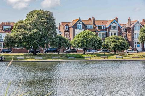 3 bedroom flat for sale, St. Helens Parade, Southsea