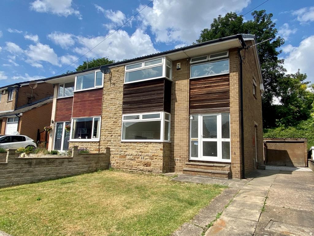 Listerdale, Littletown, Liversedge, WF15 3 bed semidetached house £220,000