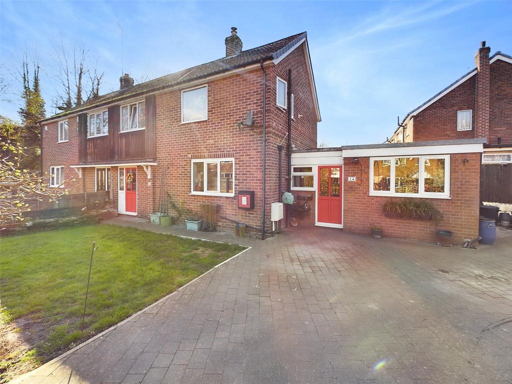 Snowden Avenue, Knottingley, West... 3 bed semidetached house £180,000