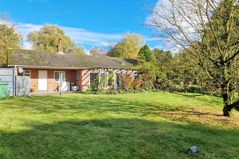 4 bedroom bungalow to rent, Alresford Road, Cheriton, Alresford, Hampshire, SO24