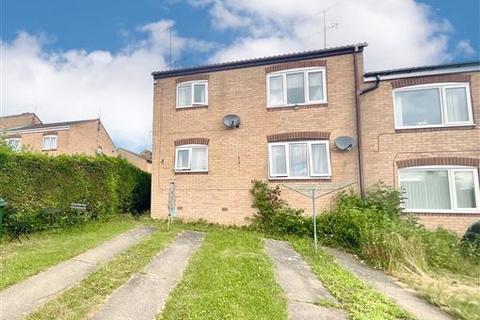 2 bedroom flat for sale - Hoveringham Court, Swallownest, Sheffield, S26 4PA