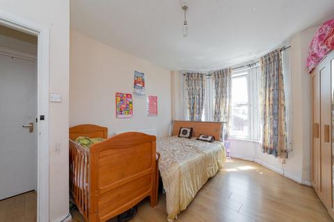 3 bedroom maisonette for sale - Flat, Cameron Road, Croydon, CR0
