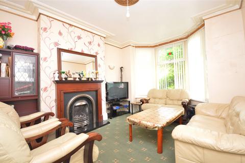 4 bedroom terraced house for sale - Grovehall Drive, Leeds, West Yorkshire