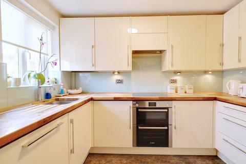 2 bedroom semi-detached house for sale - Collingwood Road, Rainham RM13