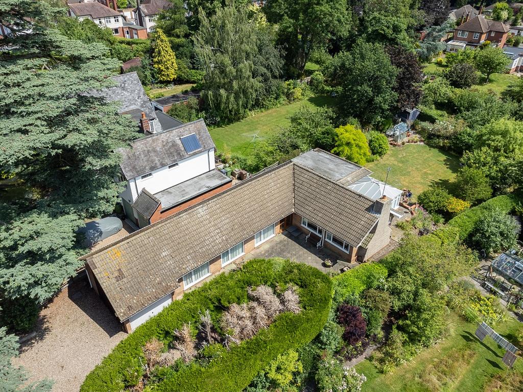 Roman Road, Birstall, Leicester, LE4 3 bed detached bungalow for sale