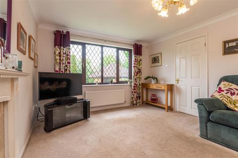 1 Bentley Road, Castle Donington, Derby, DE74 2UL