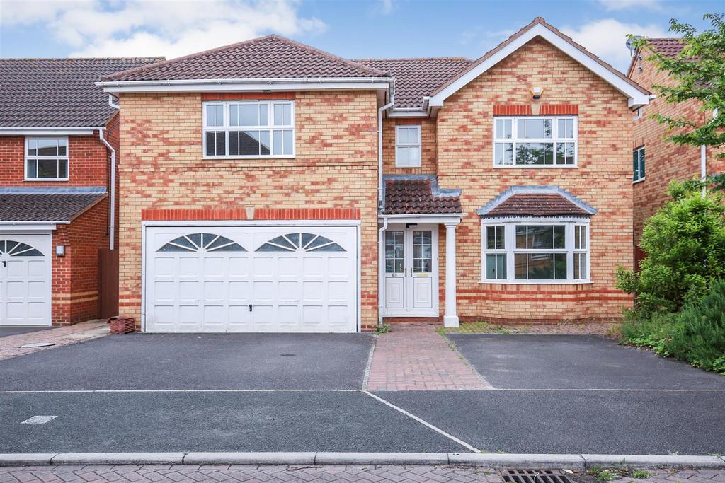 East Field Close, Oxford OX3 4 bed detached house £2,500 pcm (£577 pw)