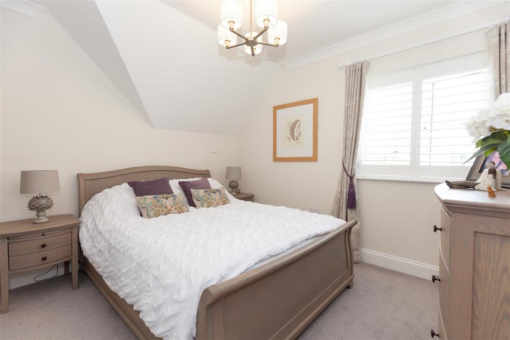 Master Bedroom 1.jpg