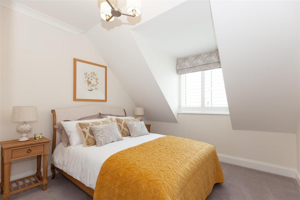 Bedroom 2 1.jpg