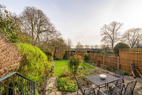 38 Elers Road, London, W13 9QD