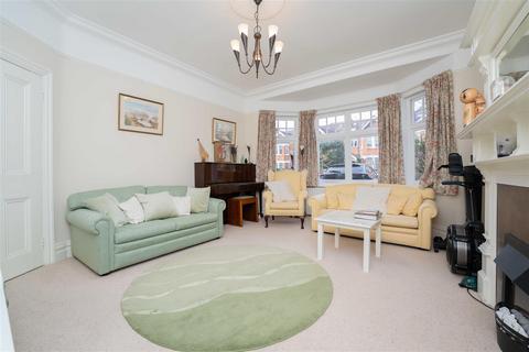 38 Elers Road, London, W13 9QD