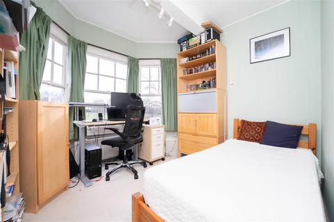 38 Elers Road, London, W13 9QD