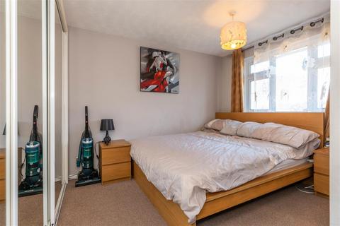 14 Bentley Road, Castle Donington, Derby, DE74 2UL