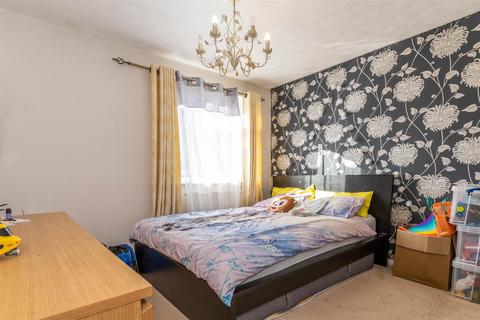 14 Bentley Road, Castle Donington, Derby, DE74 2UL