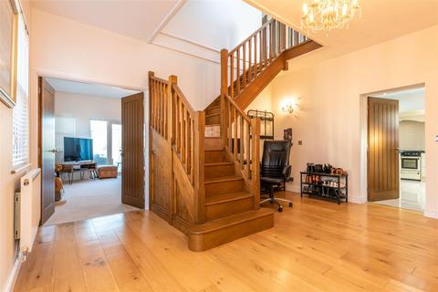 57 Barroon, Castle Donington, Derby, DE74 2PF