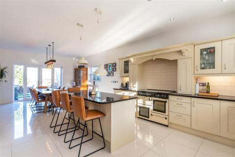 57 Barroon, Castle Donington, Derby, DE74 2PF
