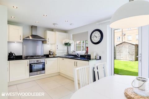 3 bedroom semi-detached house for sale - Brice Gardens, Buntingford SG9