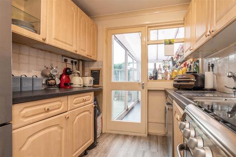 23 Ferrers Close, Castle Donington, Derby, DE74 2QW