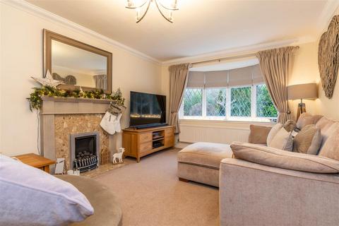 4 Bentley Road, Castle Donington, Derby, DE74 2UL