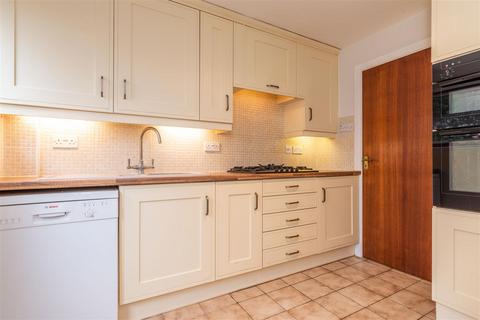 3 Carrs Close, Castle Donington, Derby, DE74 2SX