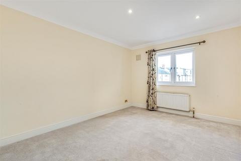 2 bedroom flat to rent, Sheen Gate Gardens, East Sheen, SW14