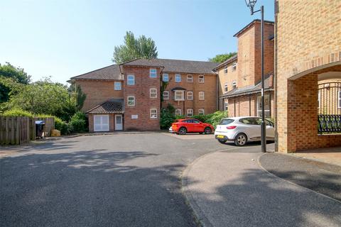 undefined, St Giles Close, Gilesgate, Durham, DH1