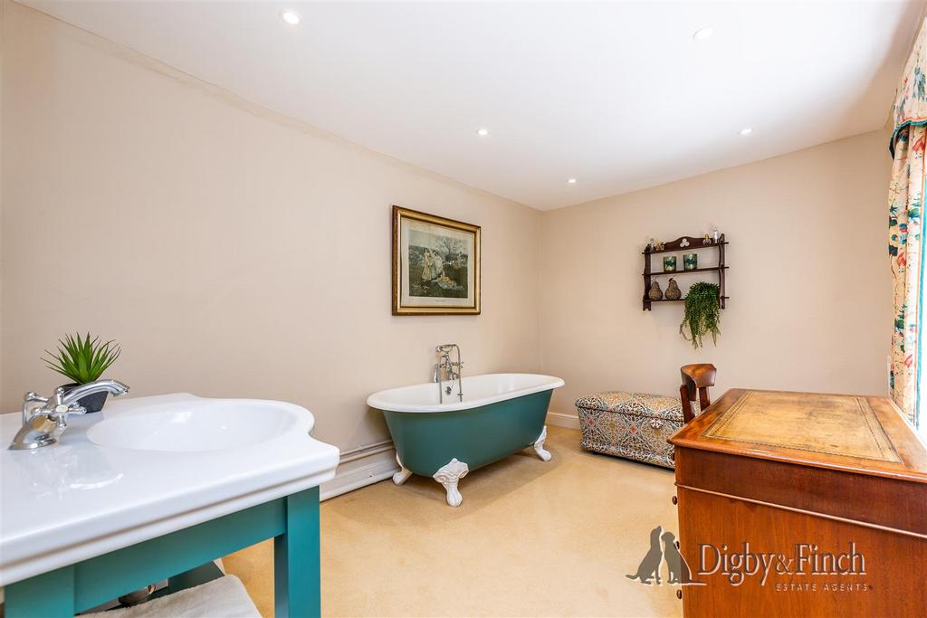 Grove House, Grove Road, Hanthorpe, Bourne PE10 0 R